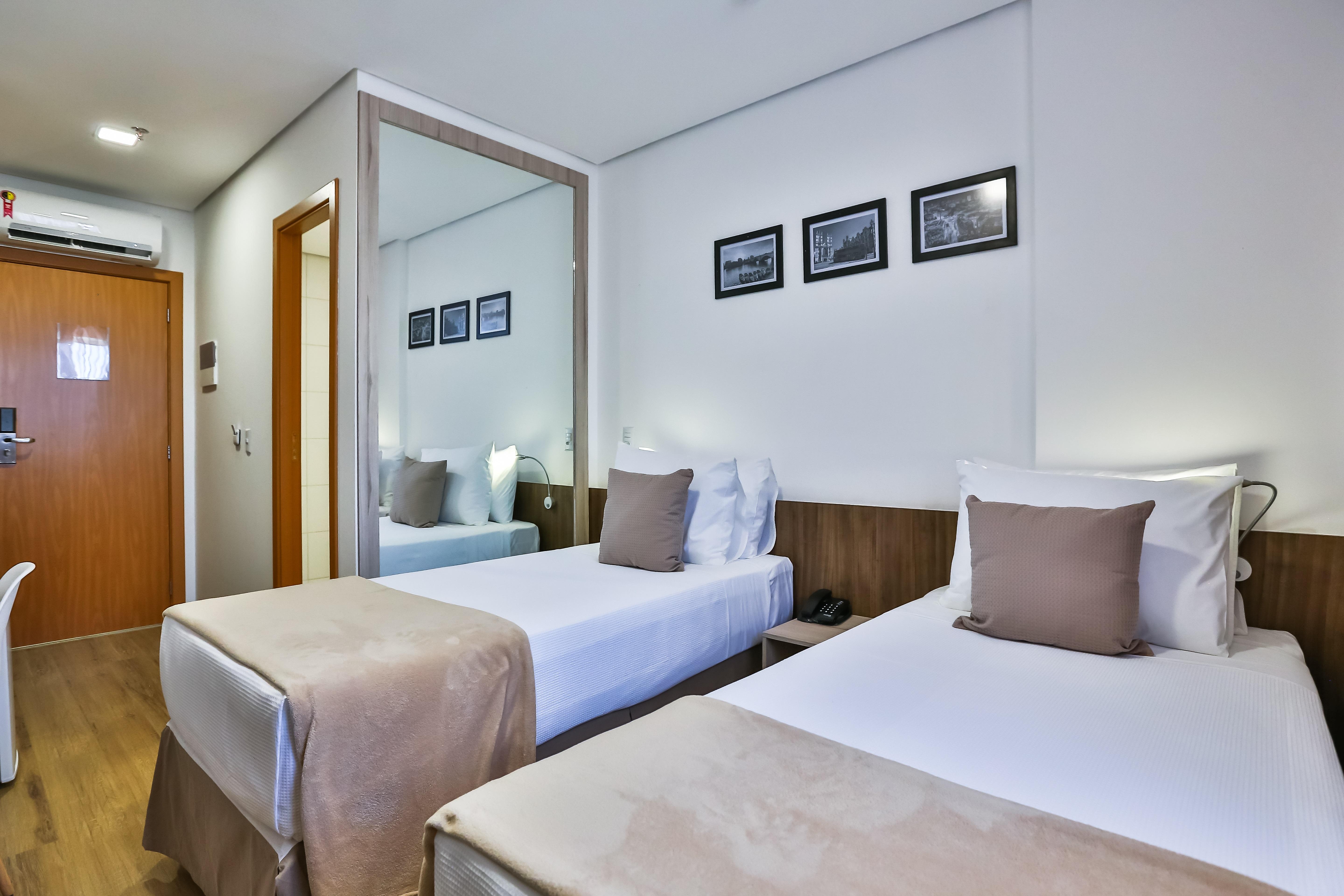 Nobile Inn London Anapolis Exterior photo